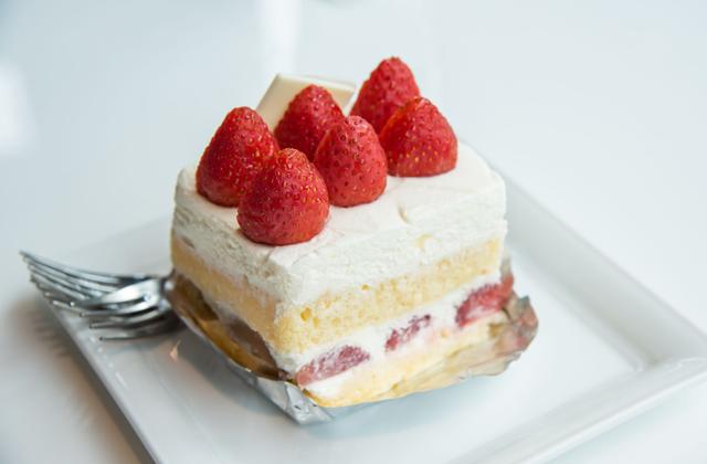 Crème à fraisier ou crème mousseline - Photo par charlotte-rop