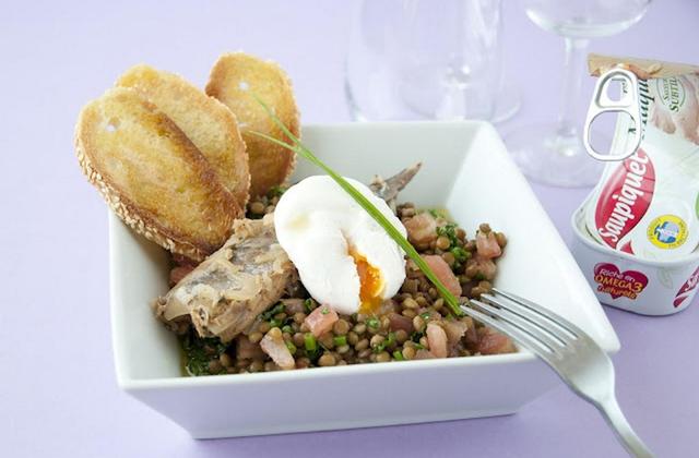 Salade de lentilles, maquereaux et œuf poché - Photo par Saupiquet