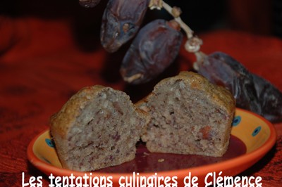 Moelleux gourmands aux dattes, amandes et miel - Photo par tentat