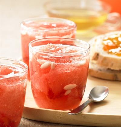 Salade de pamplemousse de Floride en gelée pétillante - Photo par 750g