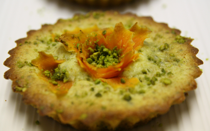 Moelleux aux pistaches et à la "fleur" de carotte - Photo par Parmesan et Paprika
