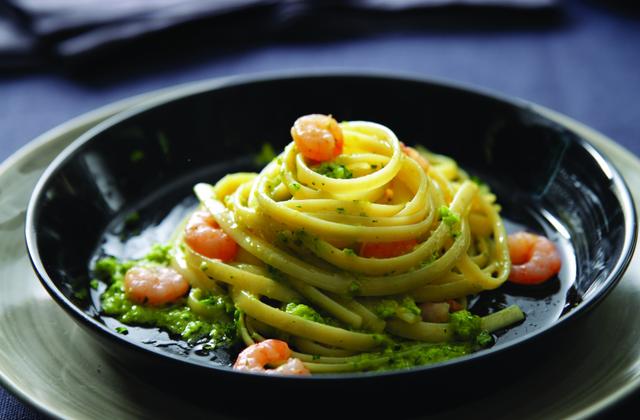 Linguine au Pesto Genovese et crevettes - Photo par Barilla