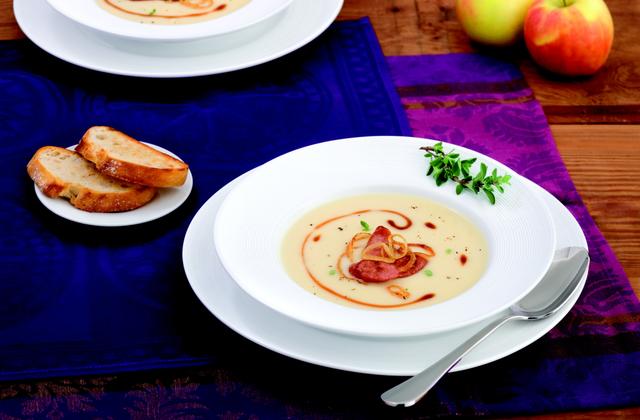 Vélouté de panais et pommes avec Kikkoman Sauce Soja - Photo par Marie-Rose Dominguès