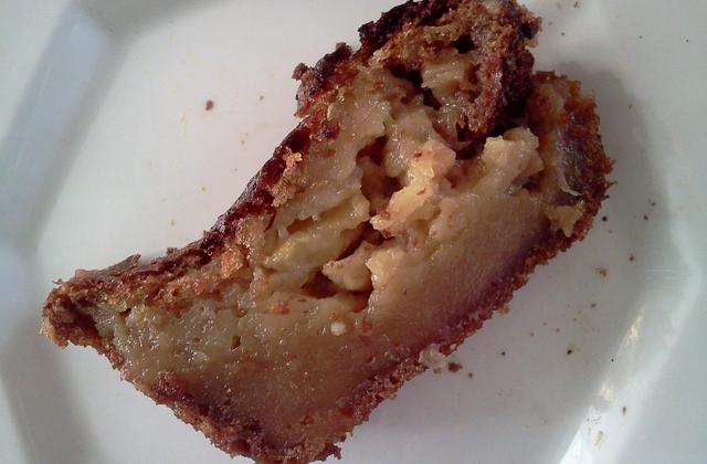Gâteau au yaourt caramélisé aux pommes - sylvie80