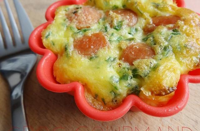 Mini-clafoutis aux saucisses Knacki - Photo par crocgourmand