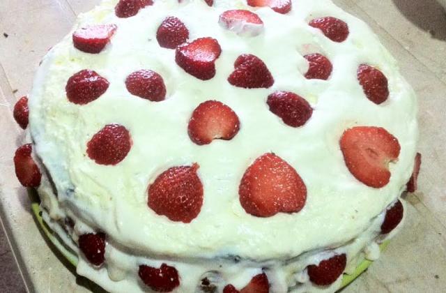 Recette Fraisier Recouvert De Creme Fouettee 750g