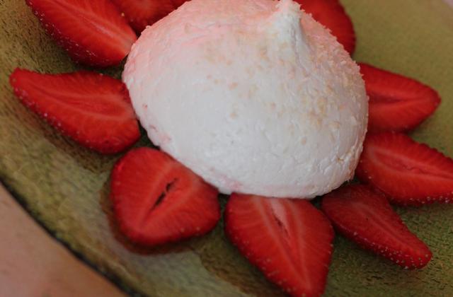 Meringue de fraise facile - Photo par Orts