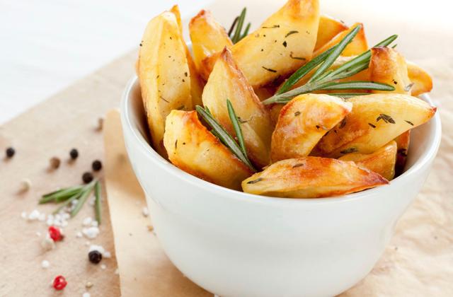 Potatoes maison - Photo par la cuisine caro