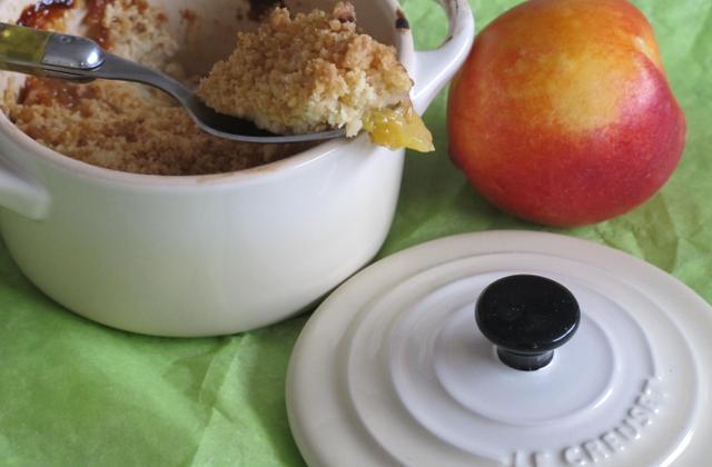 Crumble aux nectarines et au yaourt - Photo par sandpl