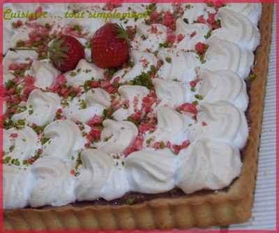 Carré meringué à la crème de fraises - Photo par cuisinertoutsimplement
