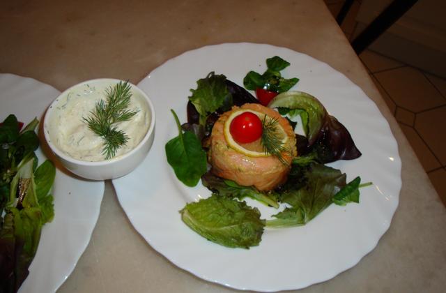 Timbales de saumon fumé à la mousse de courgettes - Photo par alinerey