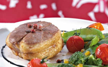 Tournedos de canard et sa poêlée de légumes minute - Photo par Comité Interprofessionnel du Canard à Rôtir
