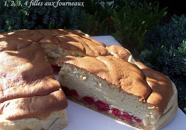 Tarte soufflée aux framboises - Photo par 1, 2, 3, 4 filles aux fourneaux