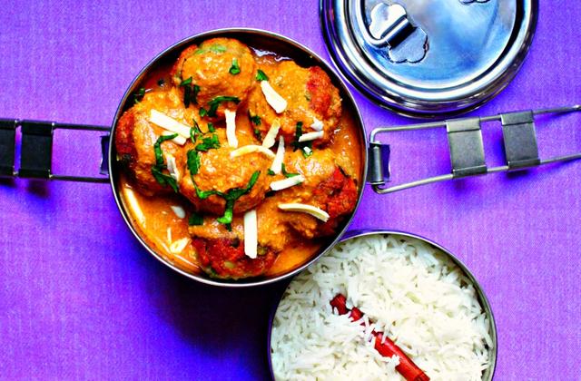 Malai kofta korma à boulettes de légumes et panneer, sauce crémeuse - Photo par Pascale Weeks