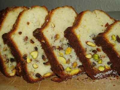 Cake aux pignons-pistaches et citron - Photo par newelm