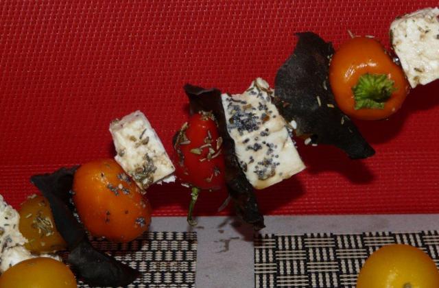 Brochettes au fromage de chevre et aux mini-légumes - Photo par laurenIPd