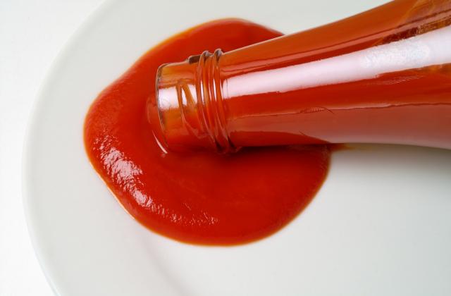 Le ketchup et 9 autres aliments qui vont vous aider à faire le ménage - 750g