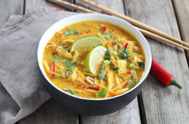 Bouillon de Ramen Thaï au poulet - Photo par Silvia Santucci