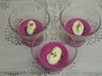 Crème acidulée de betteraves rouges, joue de cochon au tournesol - Photo par 750g