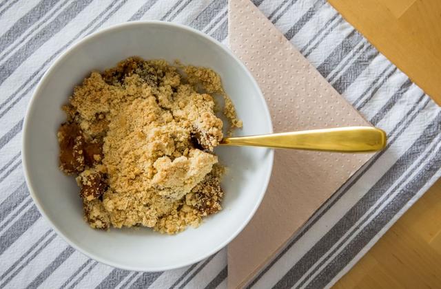 Crumble aux pommes comme en Grande-Bretagne - Photo par @VisitBritain / Nina Sologubenko