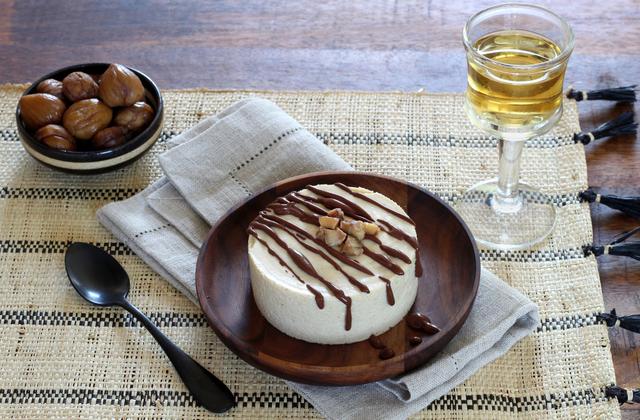 Parfait aux marrons du Périgord et sauce au chocolat - Photo par Silvia Santucci