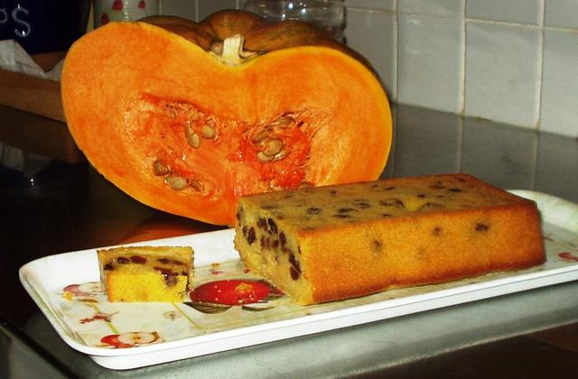 Cake au potiron et raisins secs - Photo par ynomra