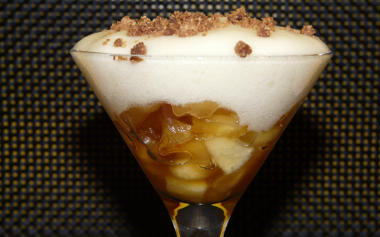 Espuma de pommes caramélisées. - Photo par arnold5