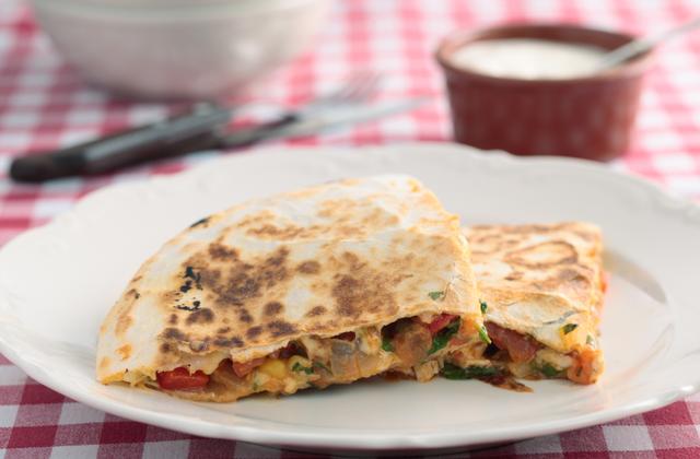 Quesadilla au poulet et légumes - Photo par 750g
