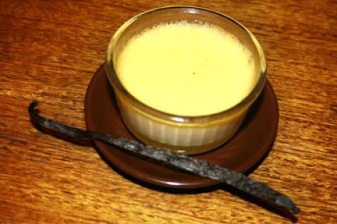 Flan aux oeufs à la vanille - Photo par Nblavette