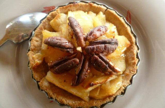 Tartelettes à la compotée pommes - coings pâte sucrée à l'amande - Le cri de la courgette...