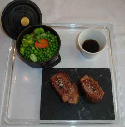 Noisette d'agneau rotie, cassolette de légumes infusion de thym - Photo par 750g