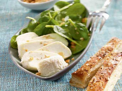 Salade de crottin de chèvre et épinards frais - Photo par Rians