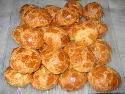 Gougères au fromage légèrement pimentées - Photo par Chef Damien