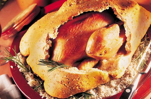 Poulet au romarin en pâte à sel - Photo par Maître Coq