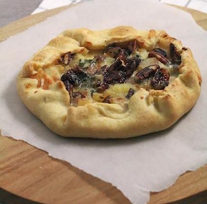 Tarte salée aux poires roquefort cranberries et noix de pécan - Photo par nanoudK