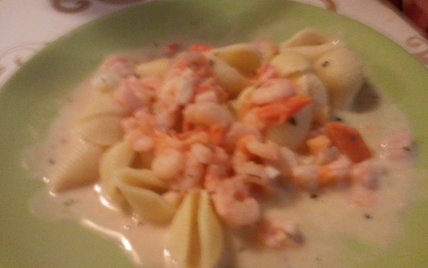 Pâtes aux crevettes et basilic - Photo par zamourA