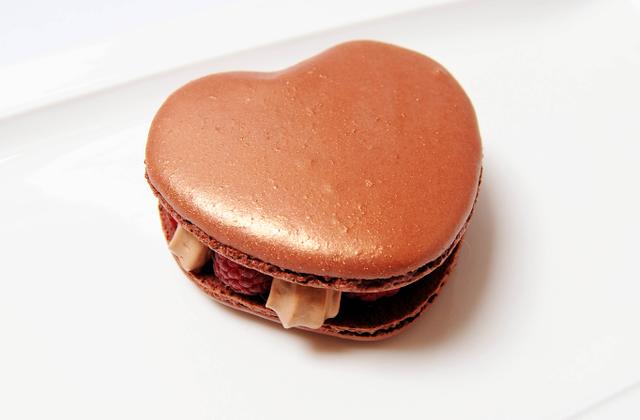 Macaron coeur de Saint Valentin - Photo par Pâtisserie et Gourmandise