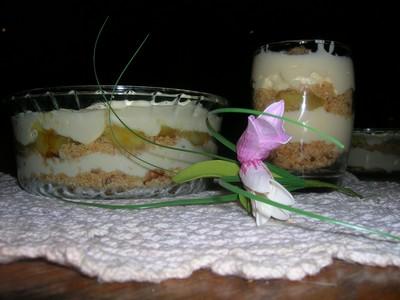 Tiramisu au banane caramélisés sur lit de petit sablées - Photo par champs8