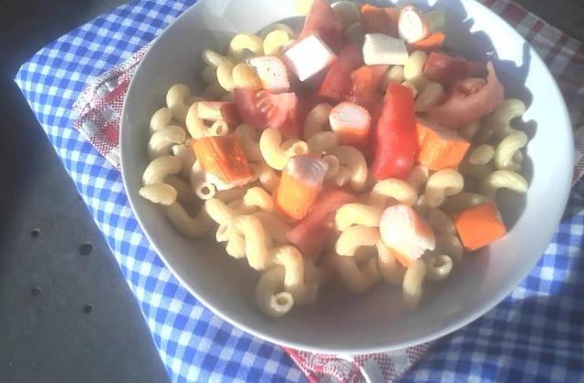 Salade de pâtes au surimi - Photo par Coraya