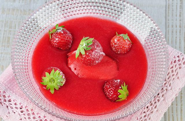 Soupe glacée de fraise à la fraise - Photo par Mamina