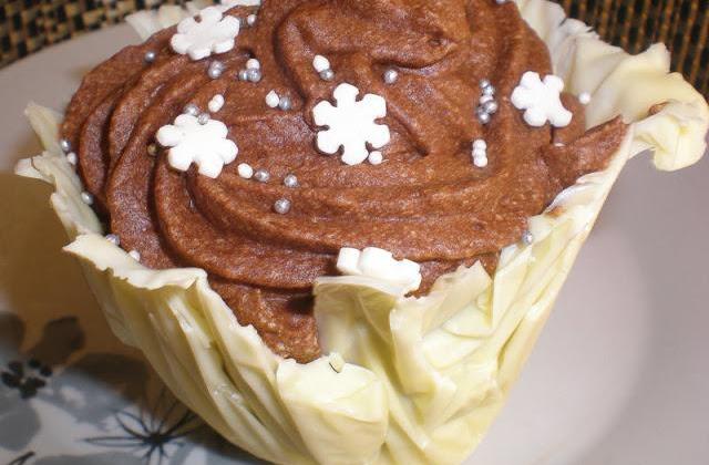 Nids de mousse aux deux chocolats, cupcakes - Photo par alimonia