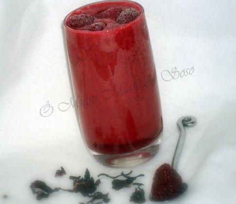 Smoothie aux framboises et hibiscus - Photo par soso78410
