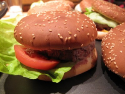 Hamburger maison c'est le home-food du street food ! - Photo par leblog