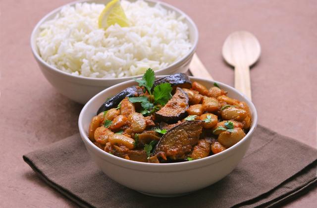 Haricots Tarbais à l'indienne aux aubergines et riz Basmati au citron par Silvia Santucci - Photo par Haricot Tarbais Tradition