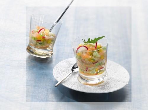 Taboulé de quinoa, saumon au naturel et primeurs - Photo par Labeyrie