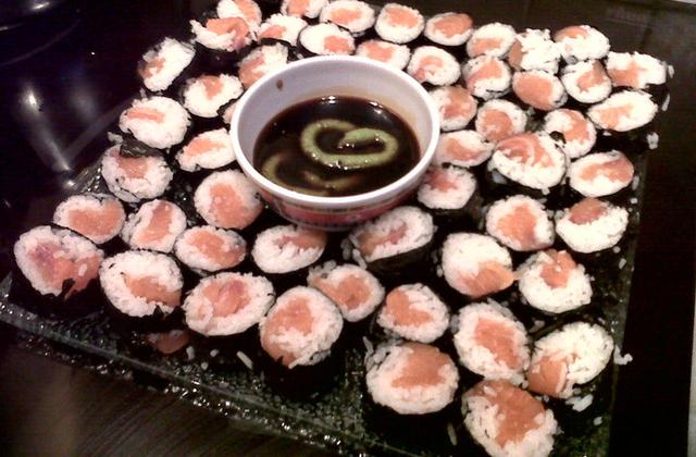 Maki au saumon cru - Photo par enfiosalove