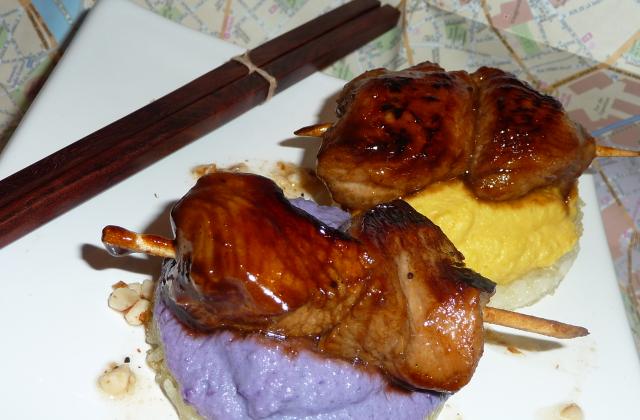 Yakitoris de veau shichimi, galettes de riz aux deux mousselines - benoitE9w