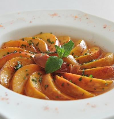 Soupe de pêches à la menthe pimentée - Photo par La Maison du Piment d'Espelette