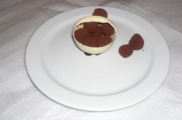 Panier gourmand au chocolat blanc et truffe - Photo par Adri74
