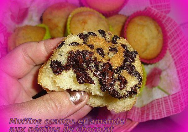 Muffins oranges et amandes aux pépites de chocolat - tulipe_isa